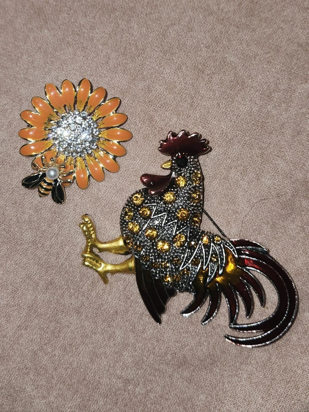 Rooster & Sunflower Enamel Brooch Set — Whimsical, Vibrant & Nature‑Inspired